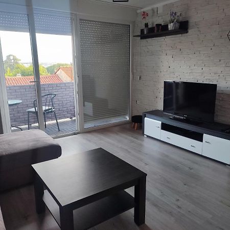 Apartman Levi พูลา ภายนอก รูปภาพ