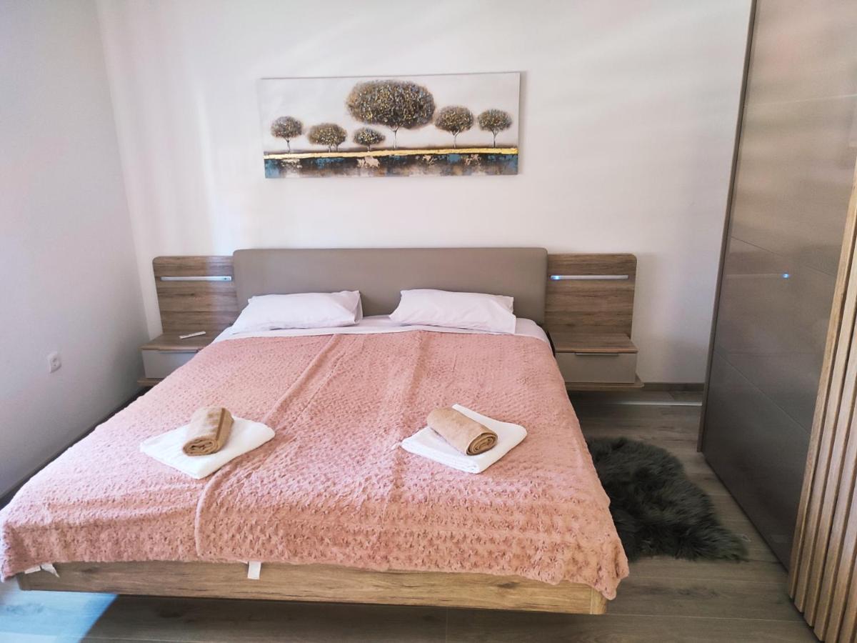 Apartman Levi พูลา ภายนอก รูปภาพ