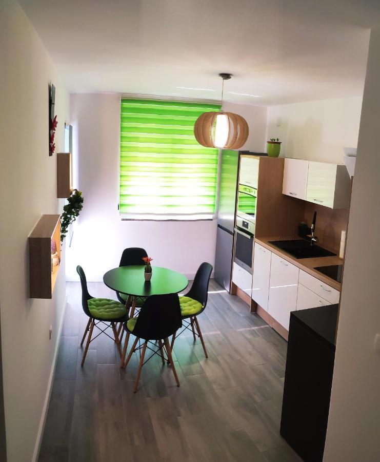 Apartman Levi พูลา ภายนอก รูปภาพ