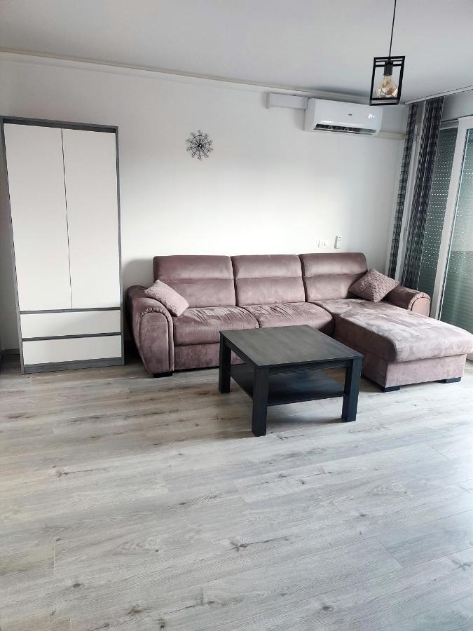 Apartman Levi พูลา ภายนอก รูปภาพ