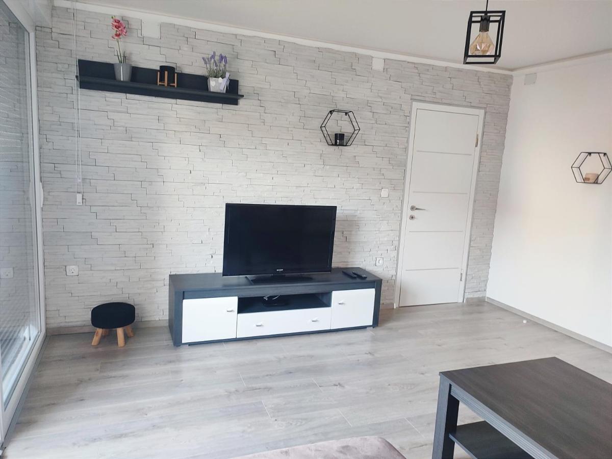 Apartman Levi พูลา ภายนอก รูปภาพ